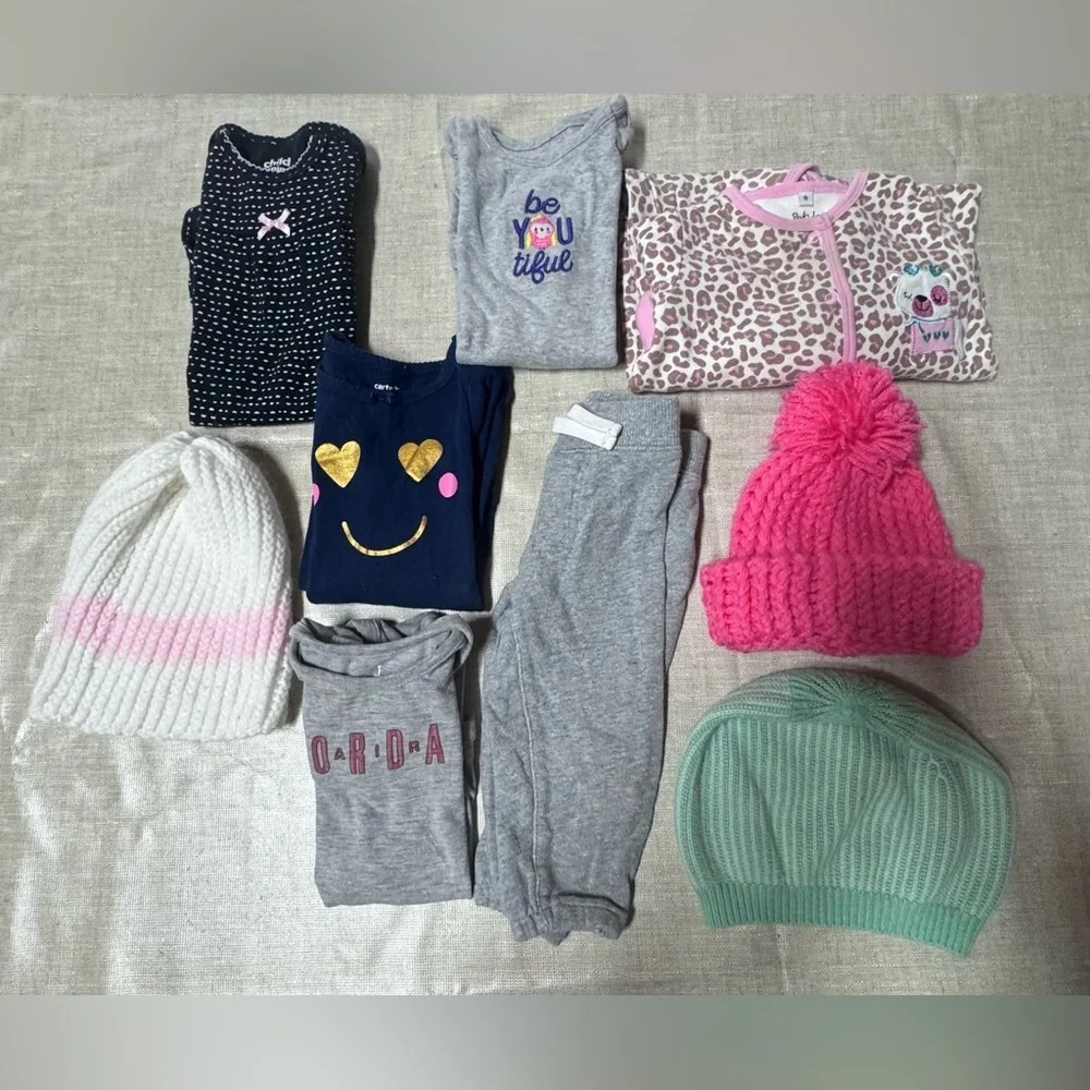 Bundle clothes for girl size 9-12 months